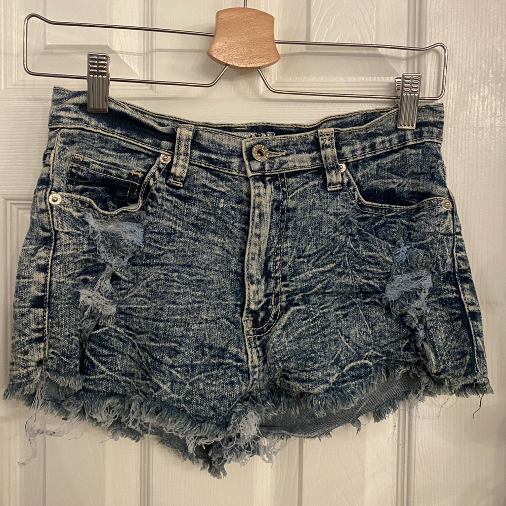 Cute cut off shorts